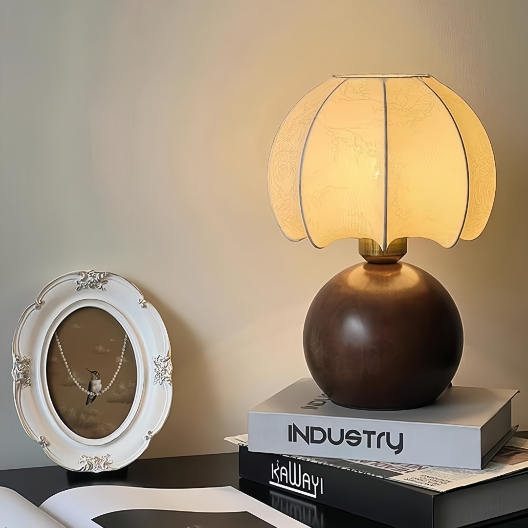 Vintage floral table lamp, med - Home Of Textiles review and price